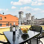 Apartment Luxury Castle View *